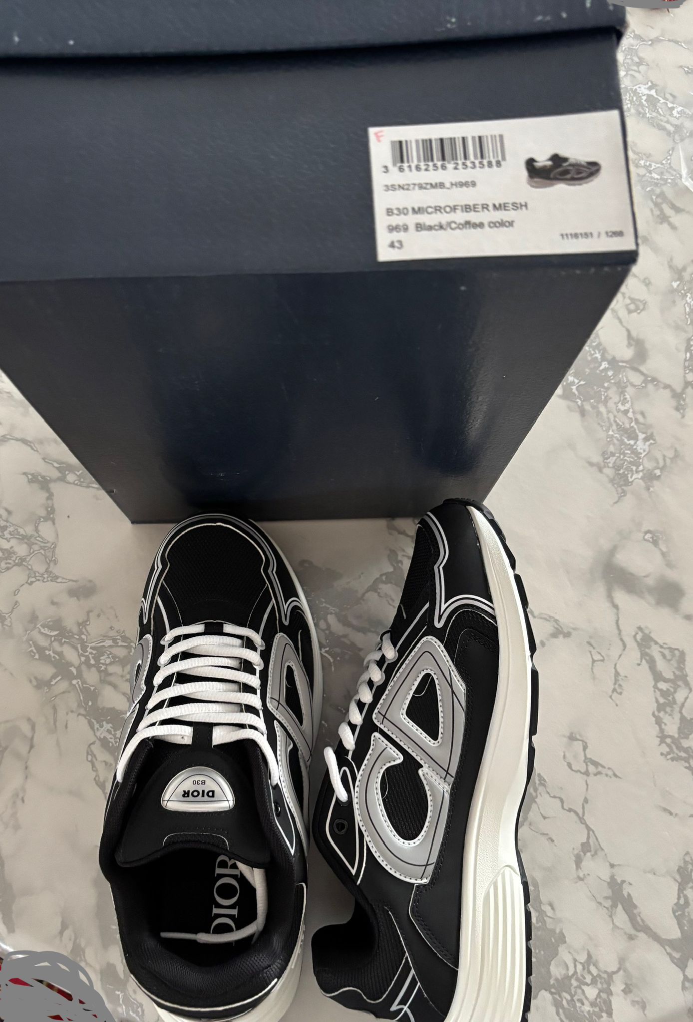 Shoes - fast delivery