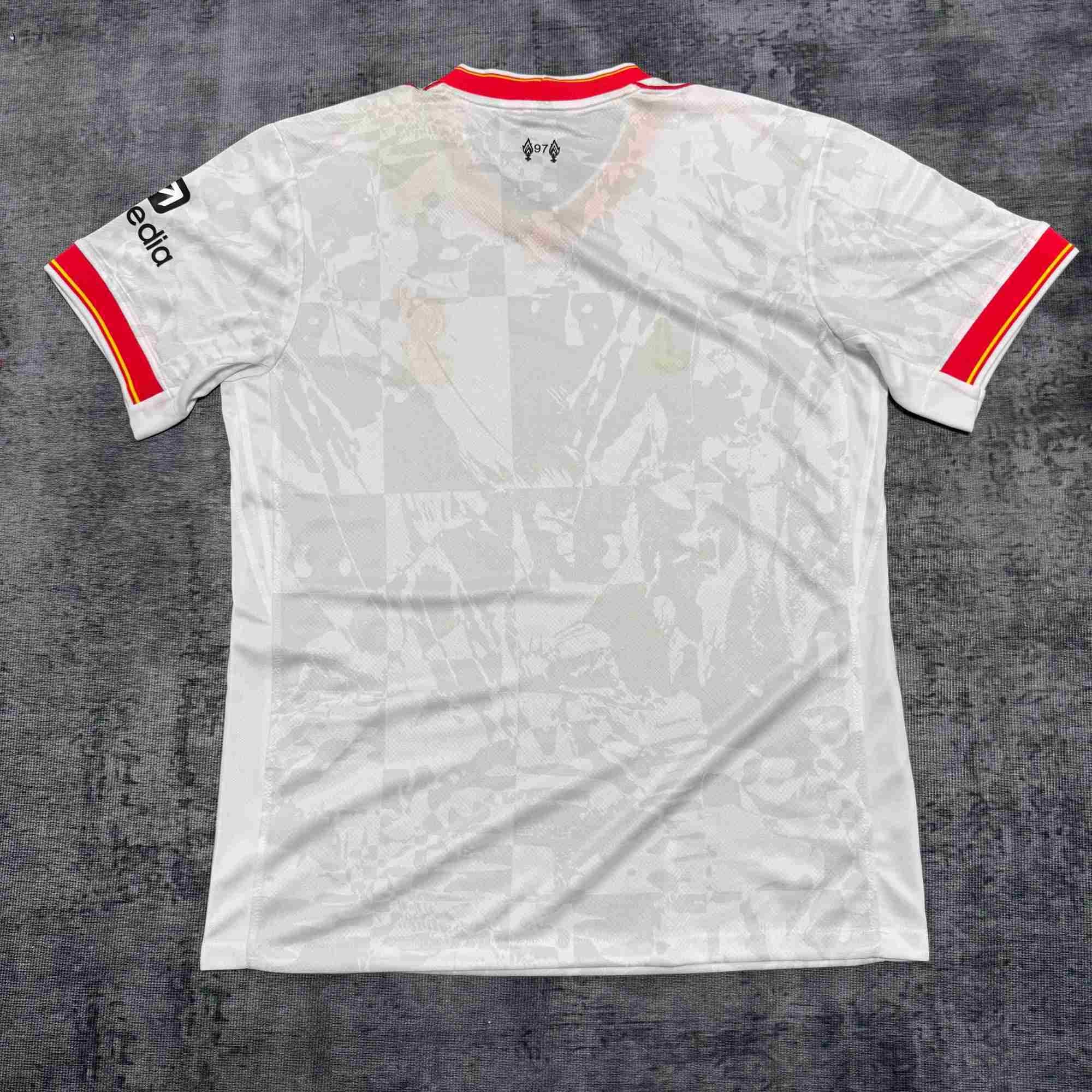 T-shirts