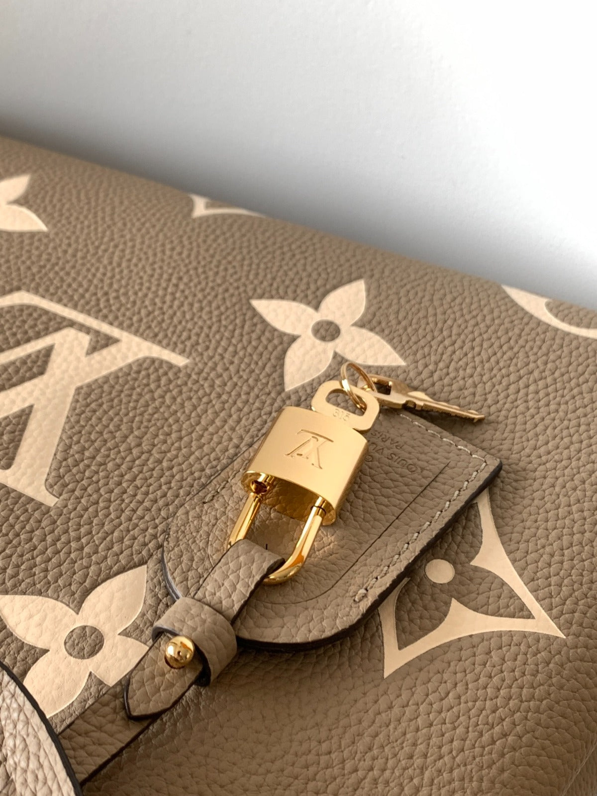 Purse 29*18*12.5cm