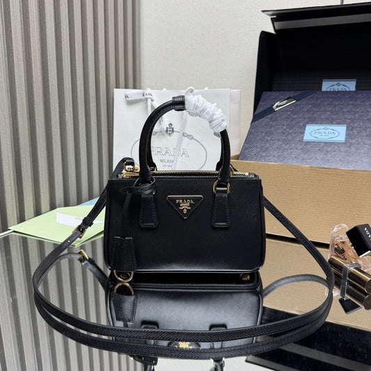 Purse 21*12.5*8.5cm